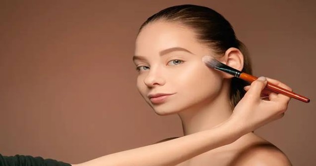 Buğday tenliler hangi ton fondöten kullanmalı?